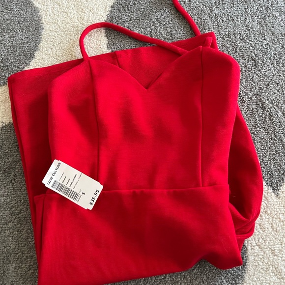 NWT red lace up dress - Picture 2 of 3